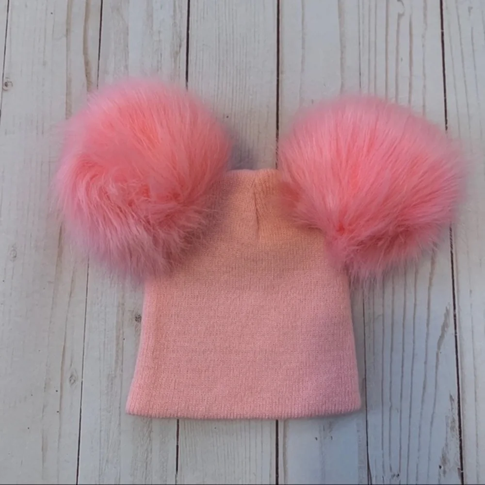 Pom Pom hat 0-6m girls